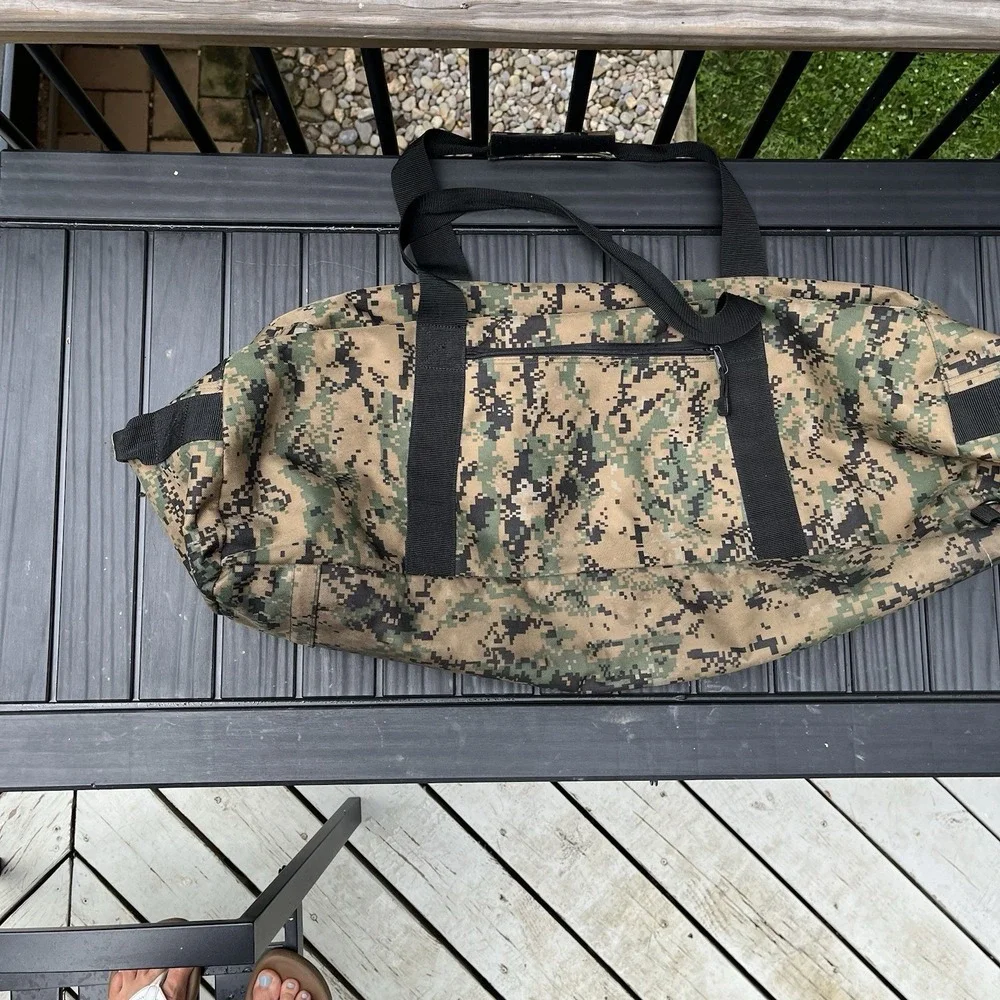 Large Digital Camo Hunting Deployment Duffel Backpack Travel Gear Bag 85L READ